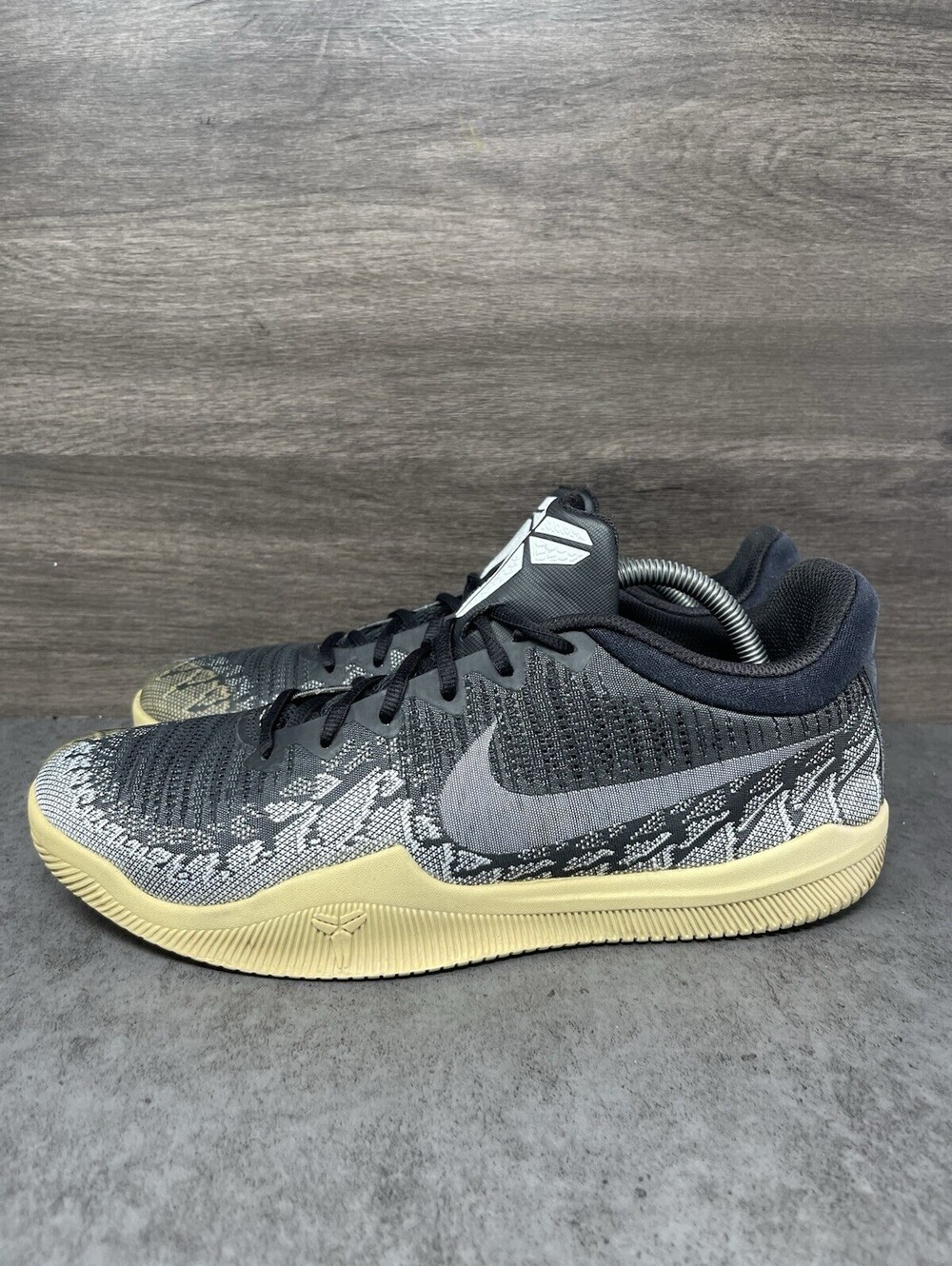 Nike Kobe Mamba Rage Anthracite Size 11 Mens Basketball Shoes 908972-001